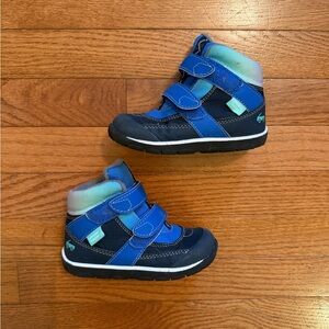 See Kai Run Boys Thinsulate Snow Boots Size 10